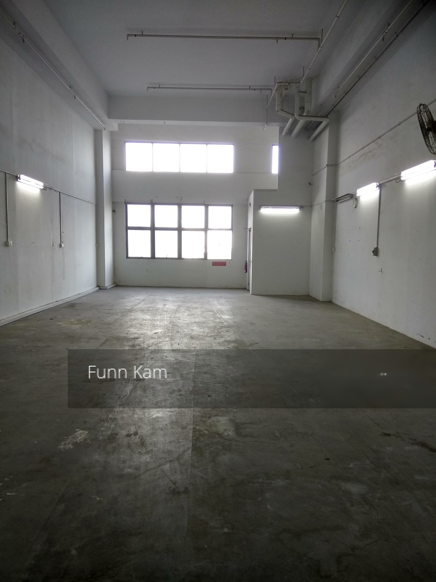M-space (D25), Factory #154167602